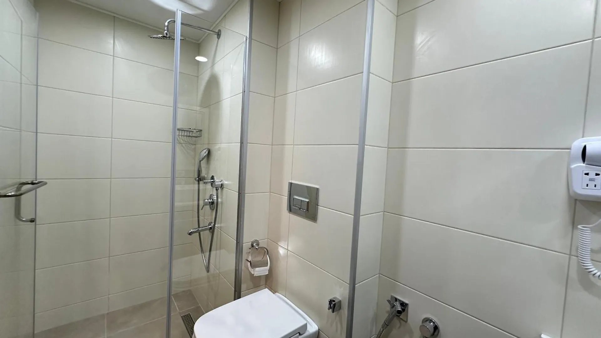 Cozy Apartments With Mountain View Adlia Street Batumi